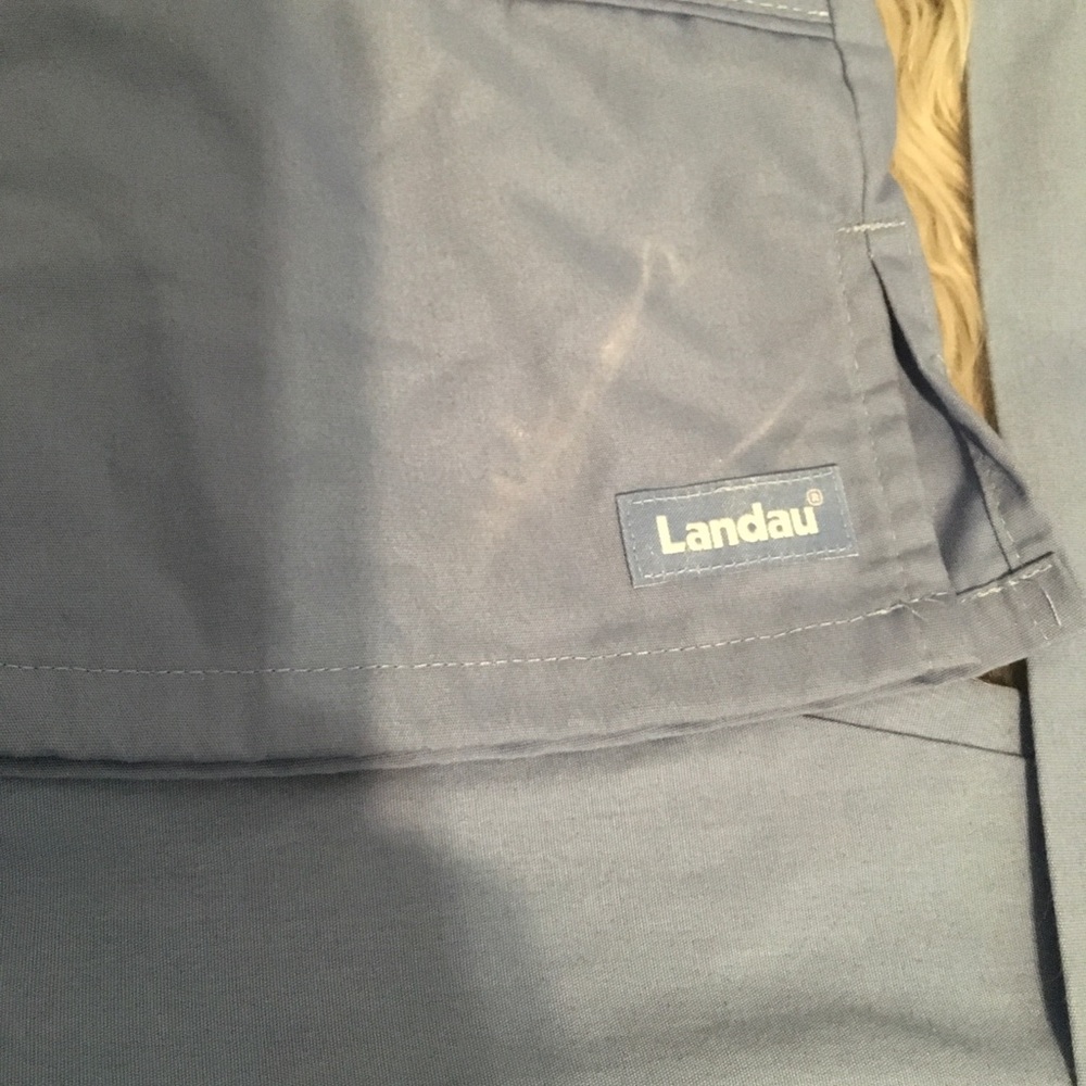 Women’s scrub set - Picture 5 of 5